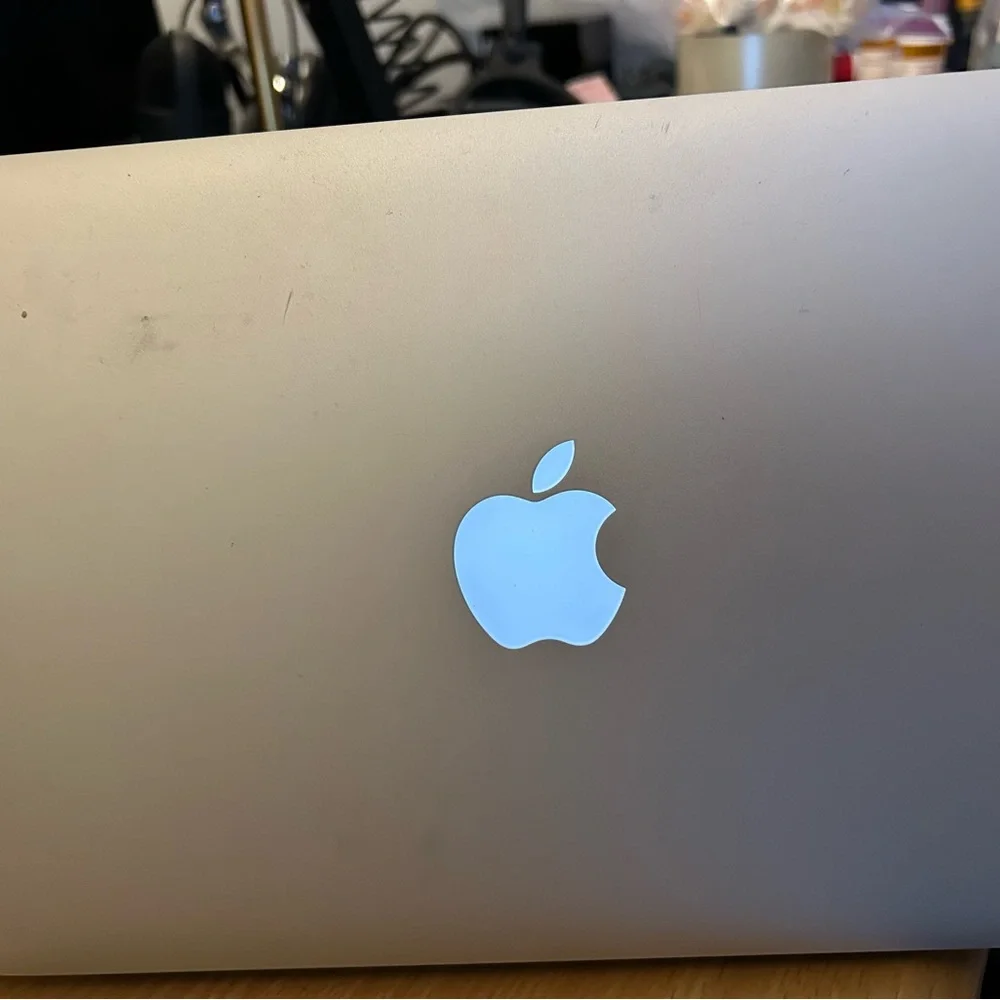 Apple Silver MacBook Air Sleek Design Powerful Performance